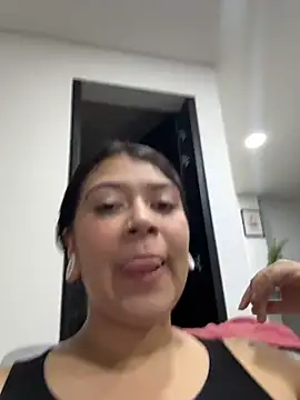 emilyjohanson online show from 05.05.26