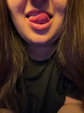 Snapshot of Jane_BBW chatting on 02.04.25 Jane BBW online show from 02.04.25