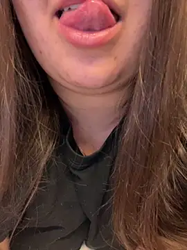 Snapshot of Jane_BBW chatting on 02.28.25 Jane BBW online show from 02.28.25