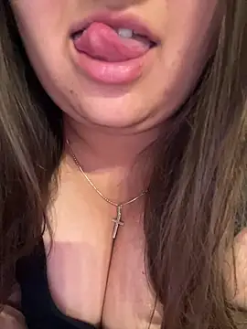 Snapshot of Jane_BBW chatting on 06.19.26 Jane BBW online show from 06.19.26