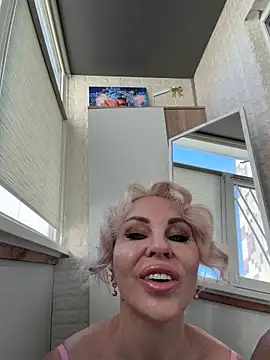 Snapshot of Hotnessi chatting on 03.14.26 Hotnessi online show from 03.14.26