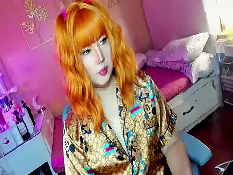 Snapshot of HOTnWILDalice chatting on 11.02.25 HOTnWILDalice online show from 11.02.25