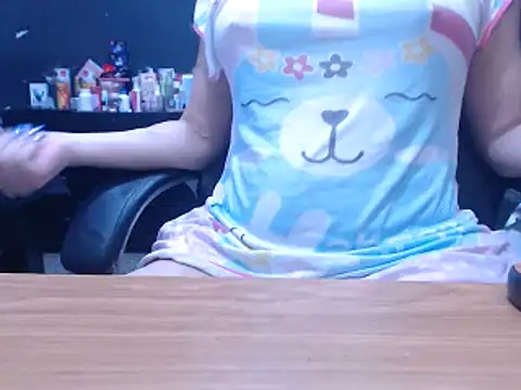 lindsaytrans online show from 01.29.25
