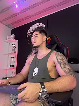 Snapshot of Dimitri_Colleman chatting on 12.16.25 Dimitri Colleman online show from 12.16.25