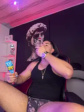 Snapshot of Dimitri_Colleman chatting on 12.18.25 Dimitri Colleman online show from 12.18.25