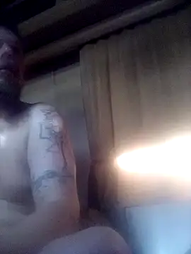 Snapshot of Skody31 chatting on 12.24.24 Skody31 online show from 12.24.24