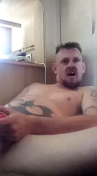 Snapshot of Skody31 chatting on 02.12.25 Skody31 online show from 02.12.25