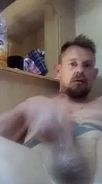 Snapshot of Skody31 chatting on 02.22.25 Skody31 online show from 02.22.25