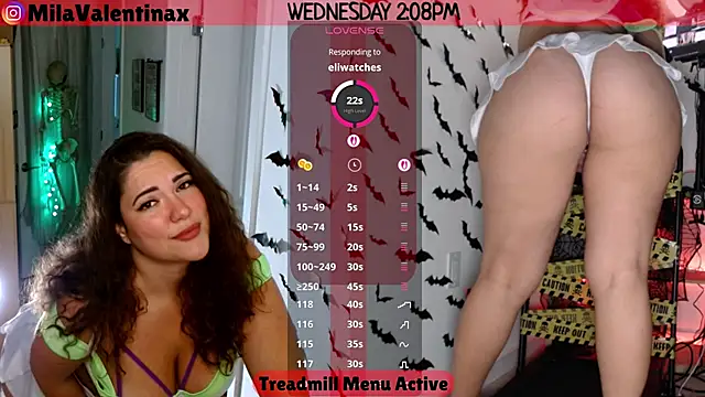 Snapshot of MilaValentina chatting on 10.29.25 MilaValentina online show from 10.29.25