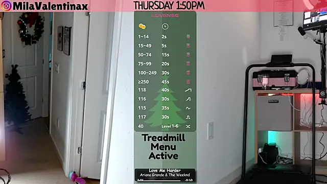 Snapshot of MilaValentina chatting on 12.04.25 MilaValentina online show from 12.04.25