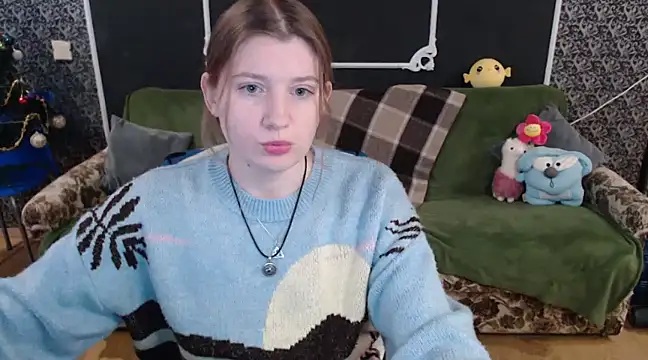 Snapshot of Gr4_soul_ chatting on 02.08.25 Gr4 soul online show from 02.08.25