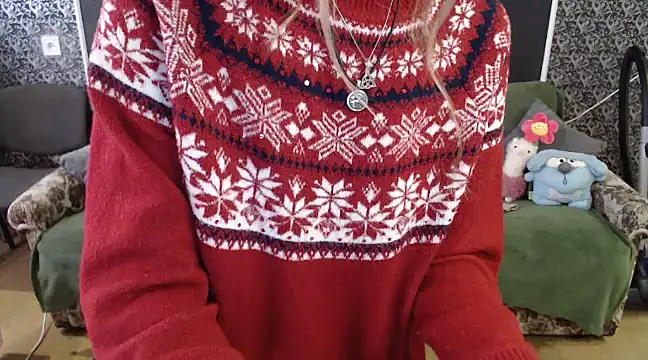 Snapshot of Gr4_soul_ chatting on 02.24.25 Gr4 soul online show from 02.24.25