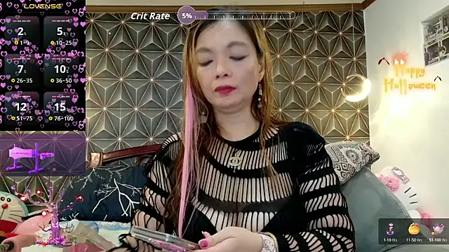 Snapshot of yummymeily chatting on 09.26.25 yummymeily online show from 09.26.25