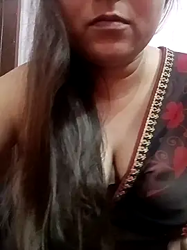 Snapshot of naughtymadam chatting on 12.02.24 naughtymadam online show from 12.02.24