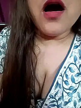 Snapshot of naughtymadam chatting on 02.03.25 naughtymadam online show from 02.03.25