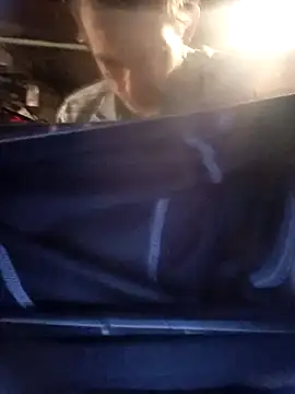 ROBERT0516 online show from 02.18.25