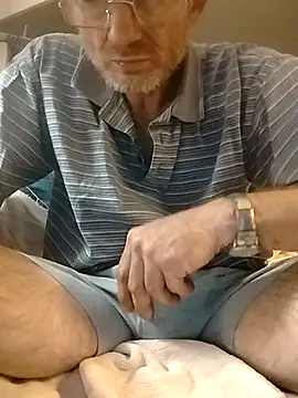 ROBERT0516 online show from 11.17.25