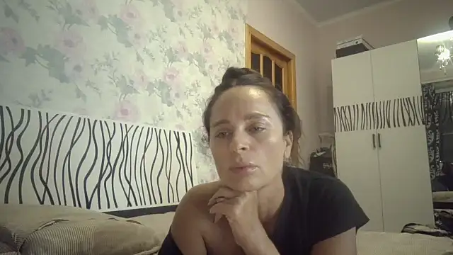 LindaStarS online show from 10.04.25