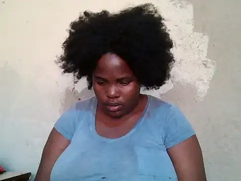 Snapshot of sexybigboobz chatting on 06.25.26 sexybigboobz online show from 06.25.26