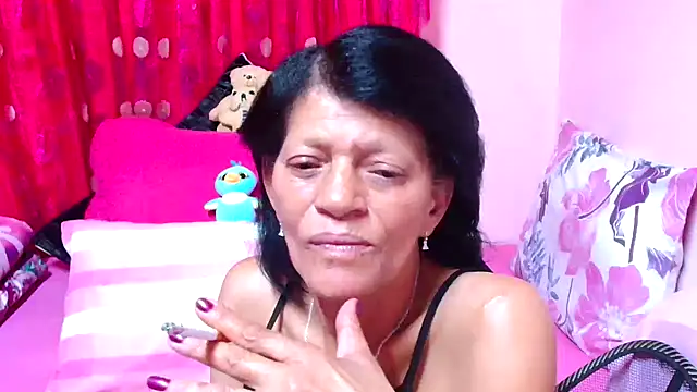 SLUTTYROXY online show from 10.31.25