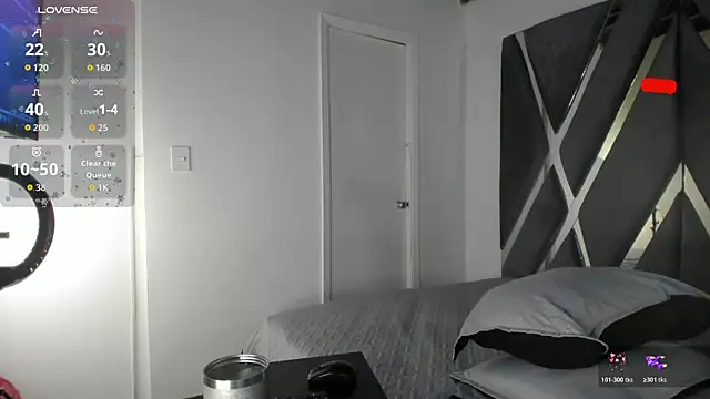 Snapshot of moonsweet1 chatting on 02.06.26 moonsweet1 online show from 02.06.26