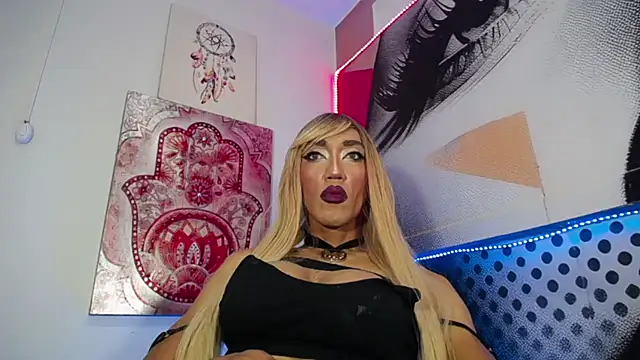 Snapshot of karlaveckyts chatting on 02.27.25 karlaveckyts online show from 02.27.25