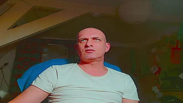 maxhard77 online show from 01.31.26