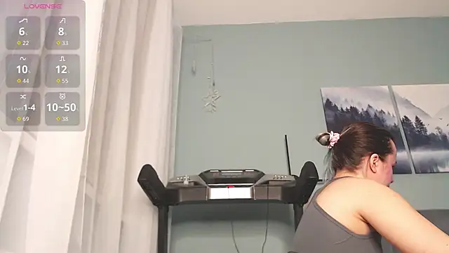 MilaniaCute online show from 02.16.26