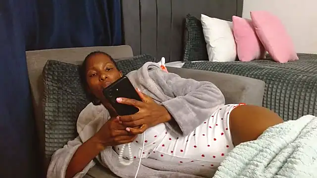 Snapshot of SoftRosee chatting on 11.07.25 SoftRosee online show from 11.07.25