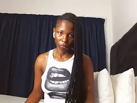 Snapshot of SoftRosee chatting on 11.29.25 SoftRosee online show from 11.29.25