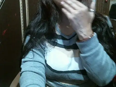 Snapshot of UrsMansi chatting on 11.16.25 UrsMansi online show from 11.16.25