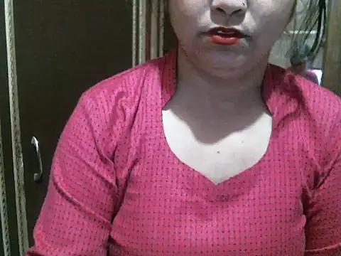 Snapshot of UrsMansi chatting on 02.15.26 UrsMansi online show from 02.15.26