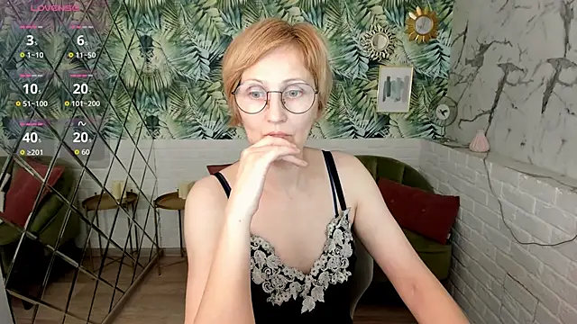 Paris Cherry online show from 05.10.26