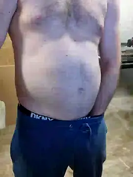 Snapshot of IronedTitan chatting on 12.21.24 IronedTitan online show from 12.21.24