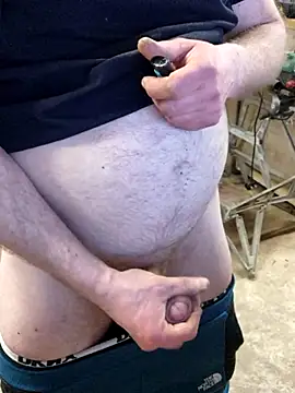 Snapshot of IronedTitan chatting on 03.20.25 IronedTitan online show from 03.20.25