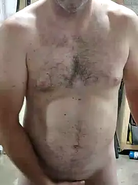 Snapshot of IronedTitan chatting on 09.23.25 IronedTitan online show from 09.23.25