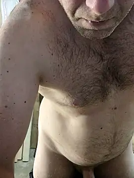 Snapshot of IronedTitan chatting on 09.23.25 IronedTitan online show from 09.23.25