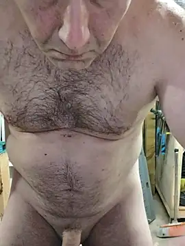 Snapshot of IronedTitan chatting on 10.13.25 IronedTitan online show from 10.13.25