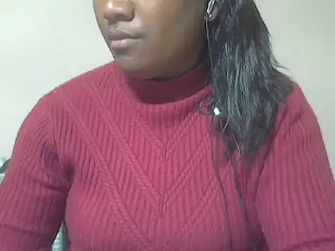 Snapshot of cutybigass chatting on 07.30.26 cutybigass online show from 07.30.26