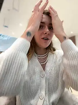 MariiD online show from 12.30.24