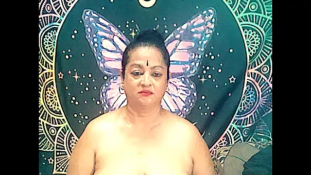 Snapshot of matureindian chatting on 02.04.25 matureindian online show from 02.04.25