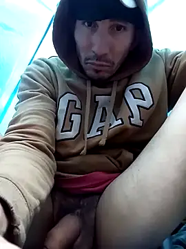 Snapshot of Serapitocojelon chatting on 10.23.25 Serapitocojelon online show from 10.23.25