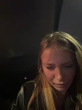 AnastasiaAniess online show from 11.15.25