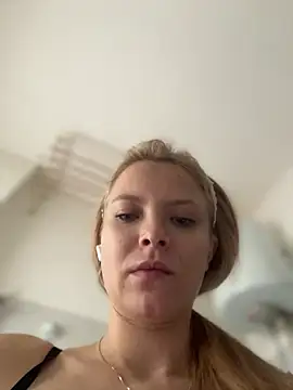 AnastasiaAniess online show from 02.28.26