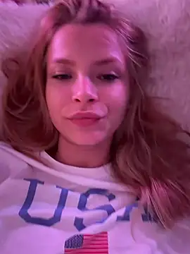 AnastasiaAniess online show from 04.19.26