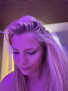 AnastasiaAniess online show from 04.30.26