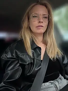 AnastasiaAniess online show from 05.04.26
