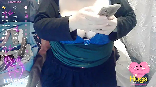 Snapshot of tatli_bela chatting on 02.18.25 tatli bela online show from 02.18.25