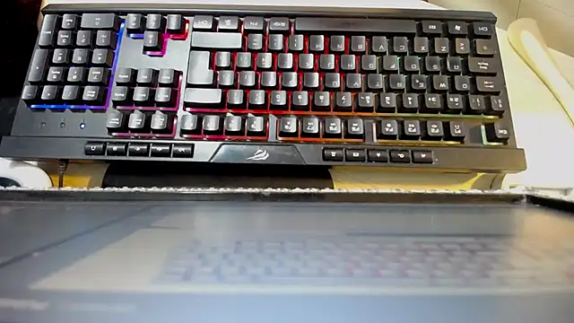 Snapshot of charlottesexxx chatting on 10.01.25 charlottesexxx online show from 10.01.25