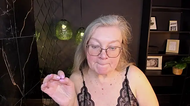 NataliMellow online show from 02.14.26